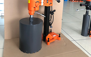 磁力鉆空心鉆頭出現甩動是什么原因導致的？